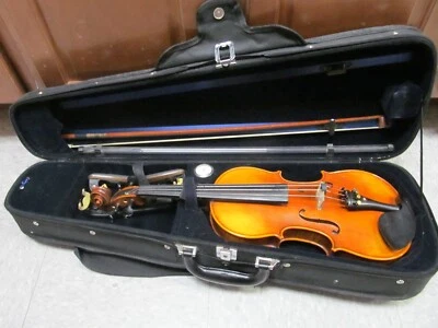 Afv-017 deluxe 3/4 size violin by amati's fine indtruments - Image 1 of 4