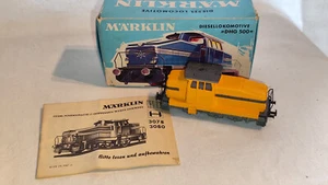 Märklin H0 3078 Diesellok DHG 500 gelb, 3-achsig hellblaue OVP - Picture 1 of 17