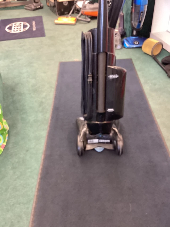 ORIGINAL FANTOM VACUUM CLEANER MODEL CYCLONE - Image 1 of 3