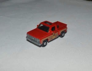 MATCHBOX 2024 MBX OFF ROAD - EXCLUSIVE 1975 CHEVY STEPSIDE PICKUP ROT LOSE - Bild 1 von 9