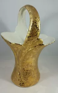 RARE VINTAGE 8.5" "QUEEN POTTERY" WEEPING GOLD BASKET VASE WITH HANDLE, 8" EXC - Picture 1 of 10
