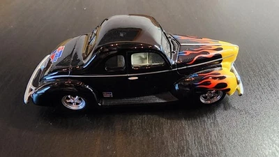 First Gear '40 Ford Coupe Die-Cast 1:64 Scale Car Quest Auto Parts - Image 1 of 4