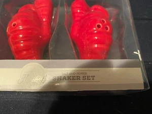 Destination Holiday   Red Lobster Salt & Pepper Shaker Set brand new in box - Picture 1 of 6