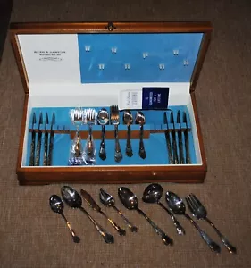 1953 Reed & Barton Silverplate Dresden Rose Service for 8 Serving Pieces Chest - Picture 1 of 13