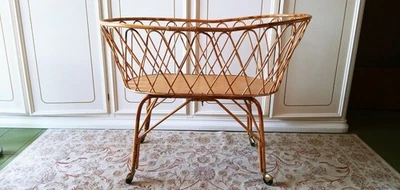 Culla Bambù Usata Fioriera vimini Neonato lettino Portavaso Vetrina Negozio - Immagine 1 di 4