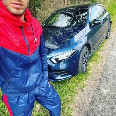 Nike Vintage Rare Windrunner Jacket Hyperfuse Light Nylon Glanz Red Blue Medium - Image 1 of 4