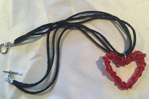  Red Seed Bead Heart Pendant Costume Jewelry  - Picture 1 of 3