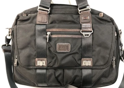 TUMI Bolso de Negocios de Nylon Balístico 22634HKH Pinckney Solapa Breve Mensajero con Correa Foto 1 de 4