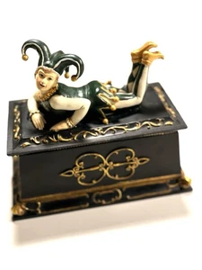 "Estatuilla de bufón arlequín de mediados de siglo con caja de baratija cubierta detalle dorado 7x6""" - Imagen 1 de 11
