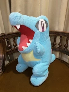 Totodile 1:1 Life Size Pokemon TOMY Japan 14” Vintage Plush pokedoll - Picture 1 of 6
