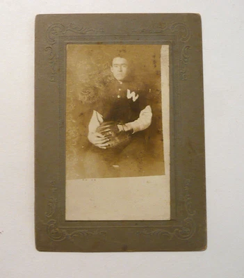 Original Antiguo CATCHER DE BÉISBOL Gabinete Tarjeta Foto - Guante de almohada - ¡años 1890-1900! Foto 1 de 4