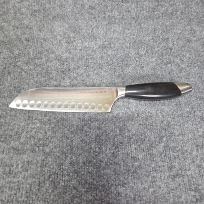 Cuchillo de Chef KitchenAid Pequeño 6.5" Santoku Espiga Completa Mango de 3 Remaches En muy buena condición Foto 1 de 4