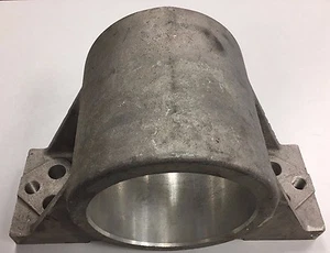 ZF Marine 3085318005, BW 225 Transmission Bracket / Trunnion - Imagen 1 de 6
