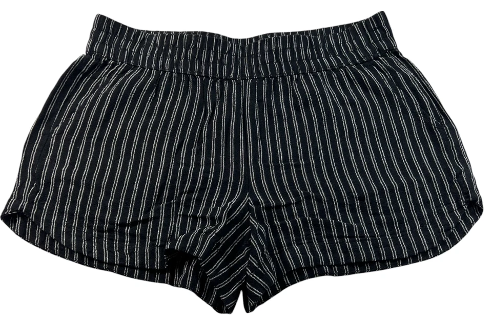Maurices Shorts Womens Size Medium Black White Pockets Elastic Waist - Image 1 of 4