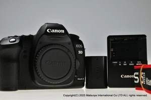 Near Mint Canon EOS 5D Mark II 21.1MP DSLR Camera Body Shutter - Picture 1 of 8