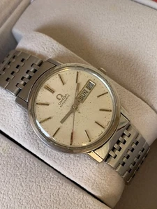 Orologio Vintage Omega Seamaster 1978 Automatico Day-date 166.0209 Cal 1022 Uomo 36mm - Foto 1 di 24