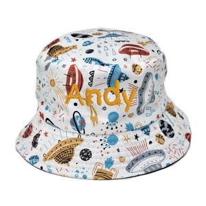 Sombrero de cubo bordado con nombre personalizado para niños pequeños, sombrero para nave espacial inspirado en la NASA - Imagen 1 de 3