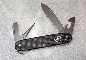 Navaja suiza Victorinox Pioneer NEGRA Alox - Suiza - Imagen 1 de 11