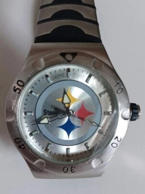 RELOJ GAME TIME - NFL ~ Pittsburgh Steelers ~ Acero Inoxidable Negro ~ Para hombres NUEVO Foto 1 de 4