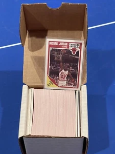 1989-90 NBA Complete 168 Card Set Michael Jordan Chicago Bulls - Picture 1 of 1