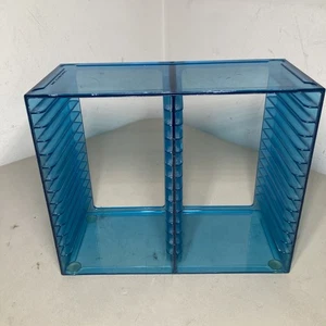 Estante de almacenamiento de CD azul transparente vintage 1993 U.S. Acrylic Inc soporte para 30 discos - Imagen 1 de 5
