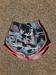 Womans Nike shorts xs - Picture 1 of 2