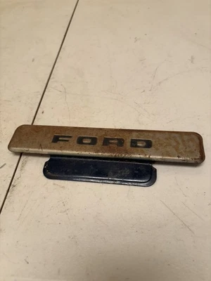 Placa de eliminación de radio para camioneta Ford 1951-52 F1-F2-F3 Foto 1 de 4