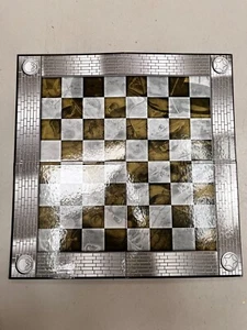 EAGLEMOSS THE MARVEL CHESS COLLECTION 2D CHESS BOARD FIGURE FOLDABLE CHESSBOARD - Picture 1 of 4