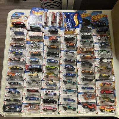 Hot Wheels, Matchbox, ETC Lote de 70 NADA ESTÁ COMO NUEVO #5 Foto 1 de 4