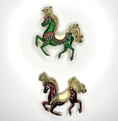 ESTILO BOB MACKIE Esmalte Carrusel CABALLO Imán HERMOSO Lote Tono Dorado Foto 1 de 4