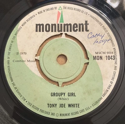 Tony Joe White - Groupy Girl/High Sheriff Of Calhoun Parrish – MON 1043, 1970 VG - Image 1 of 4
