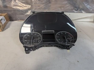 Mercedes-Benz B W246 B200 Tacho A2469004905 2012 Auto - Bild 1 von 12