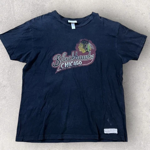 Chicago Blackhawks Shirt Mens XL Black Mitchell & Ness Distressed Faded Thrashed Cover