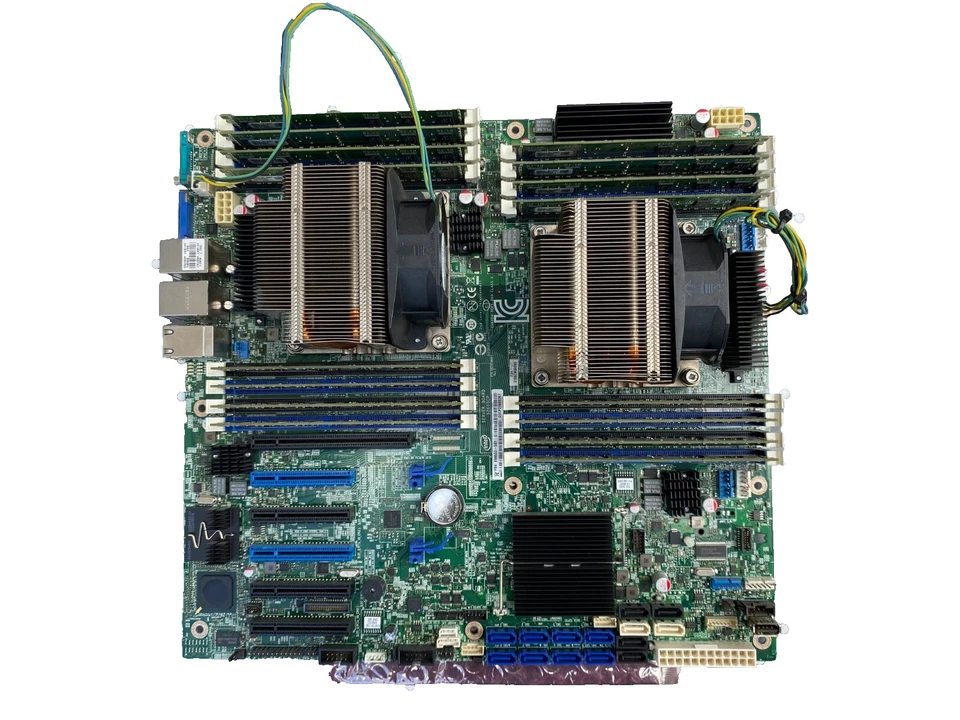 Intel Server Main-Board S2600CP(inkl. CPU‘s/RAM) + I/O Shield + 6x SATA Stack - Bild 1 von 4