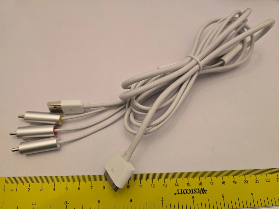 APPLE IPOD AV CABLE ADAPTER GENUINE OFFICIAL COMPOSITE TV LEAD A1258 30 PIN DOCK - Image 1 of 3