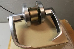 Sargent Assa Abloy 65U65 Privacy Handle Set Satin Chrome - Picture 1 of 6