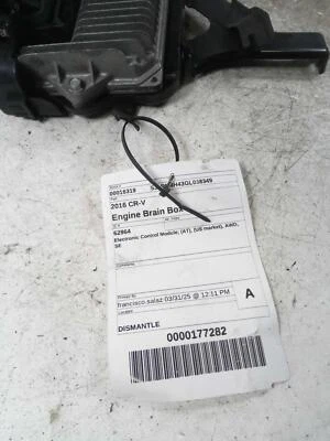 Módulo de control del motor Honda CR-V 2016 ECM 378205LAA11 usado 92 k millas Foto 1 de 4