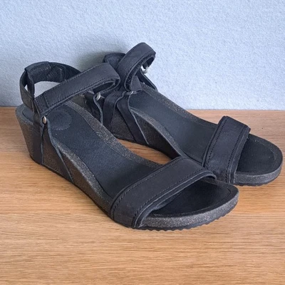 Teva Ysidro Women 9 Black Leather Wedge Sandals Adjustable Strappy 40 Cork - Image 1 of 4