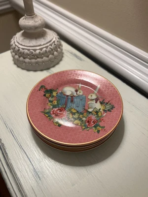 Platos de aperitivo de porcelana Williams Sonoma Famille Rose Bunny (4) NUEVO SIN CAJA LEER Foto 1 de 4