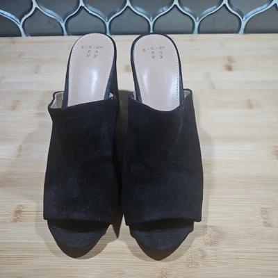 Новый день черный Mule каблуки женщин размер 9,5 скольжения поскользнуться на 3,5 в каблуках искусственной замши - Изображение 1 из 4