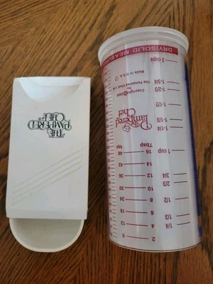 Vintage Pampered Chef Measure All 2 Cup Liquid Dry +  Half cup slide Measure - Image 1 of 4