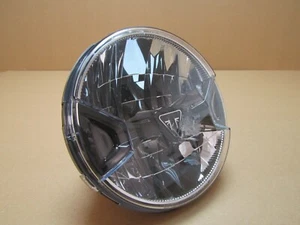 Triumph Trident 660 2020 1,408 miles headlight LED #cracked# (10379) - Picture 1 of 13