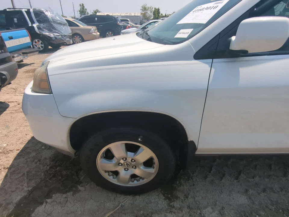 Guardabarros de conductor Acura MDX 2001-2006 PM9SA Foto 1 de 3