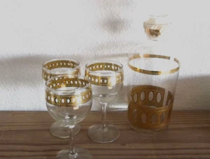 Vintage, Hollywood Regency Dekanter Set / mit 3 Gläsern Goldrand, 60er Jahre - Bild 1 von 3