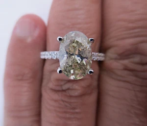 14K Gold Diamond Engagement Ring Center=2.50 Carats Fancy Yellow Value=$49,750 - Picture 1 of 10