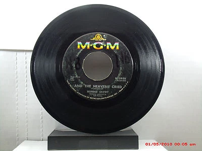 RONNIE SAVOY -(45)- AND THE HEAVENS CRIED / THE BIG CHAIN - MGM RECORDS  -  1960 - Image 1 of 2