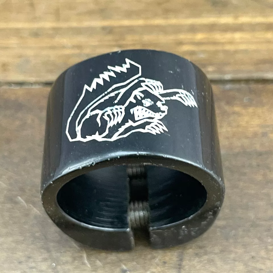 Abrazadera de tija de sillín Mongoose Maurice 28,6 doble perno Old School BMX OG negra A4 Foto 1 de 4