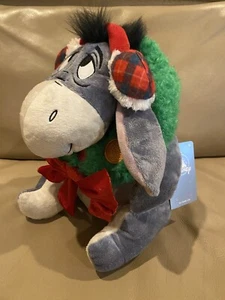 Disney Store WEIHNACHTEN Kranz Ohrenschützer Schleife - 10" PLÜSCH - EEYORE - FEIERTAG - Neu mit Etikett - Bild 1 von 5
