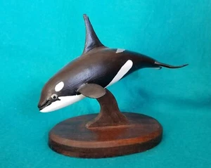 ORCA 8" Hand Carved/Hand Painted Wood Carving~Tom Radoumis Signed - Picture 1 of 8