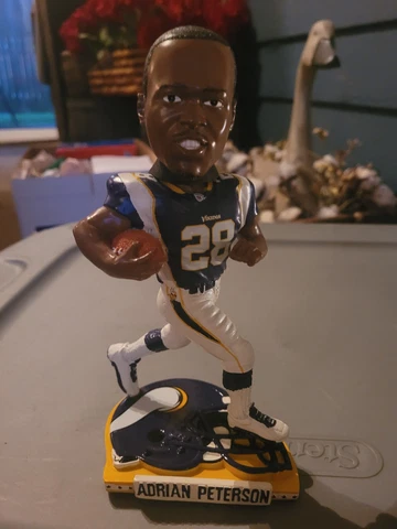 Adrian Peterson helmet base bobblehead Ltd ed Minnesota Vikings Cover